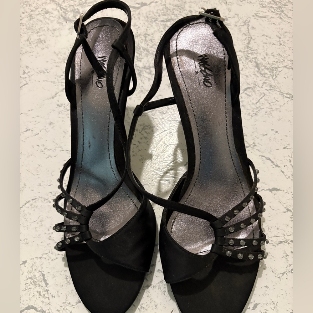 Mission Black Strappy Women's Shoes